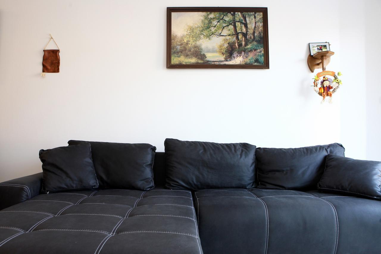 Charming San Simon Beach Apartment Jn Izola Bagian luar foto